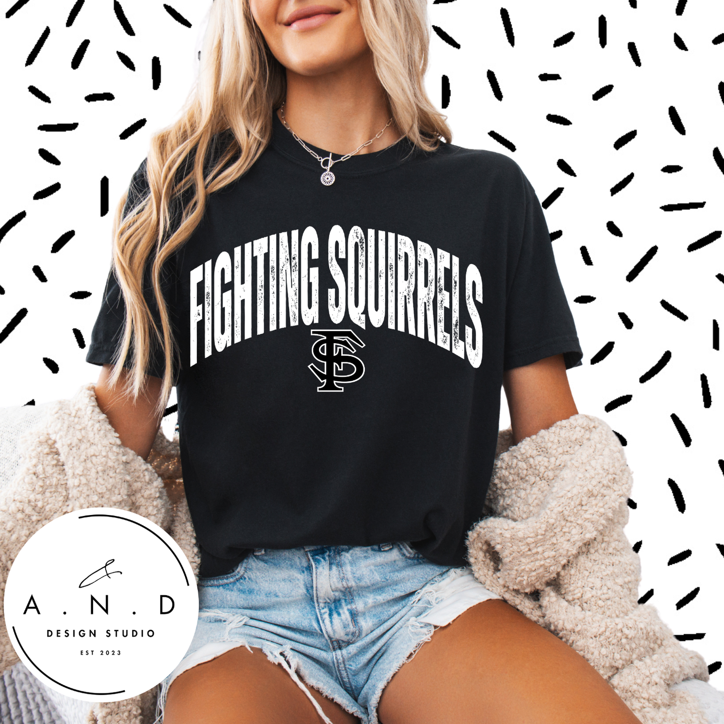Fighting Squirrels Distressed