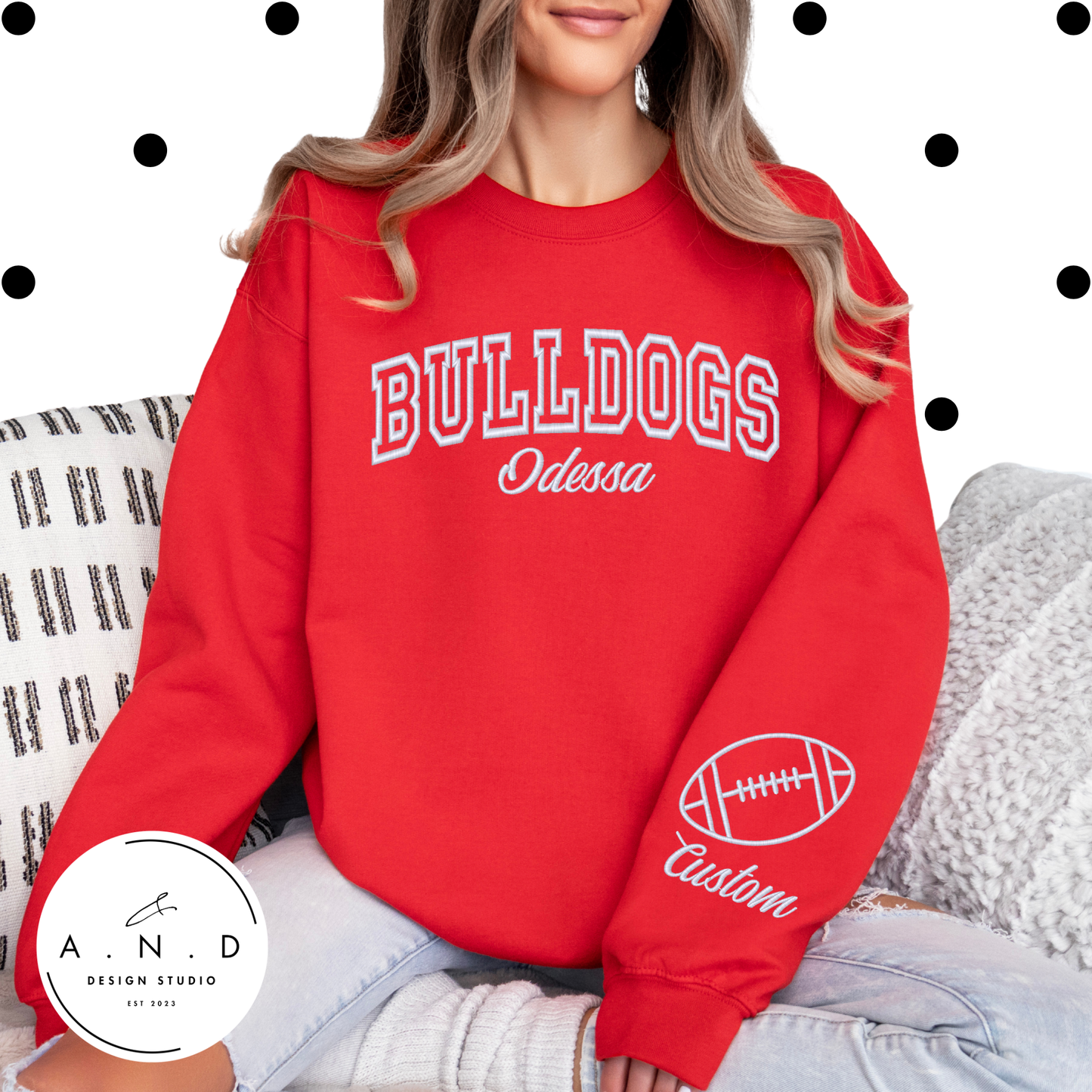 BULLDOGS - Custom Embroidery Sweatshirt
