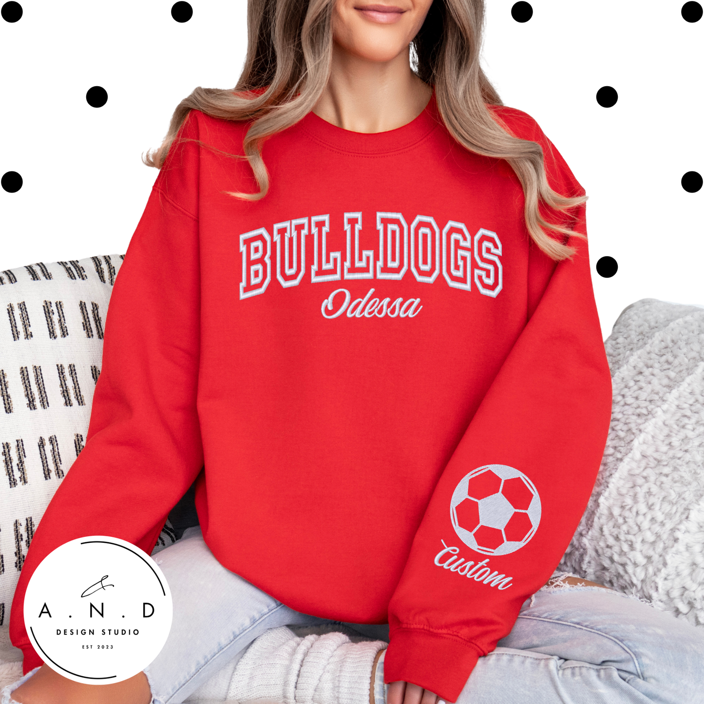 BULLDOGS - Custom Embroidery Sweatshirt