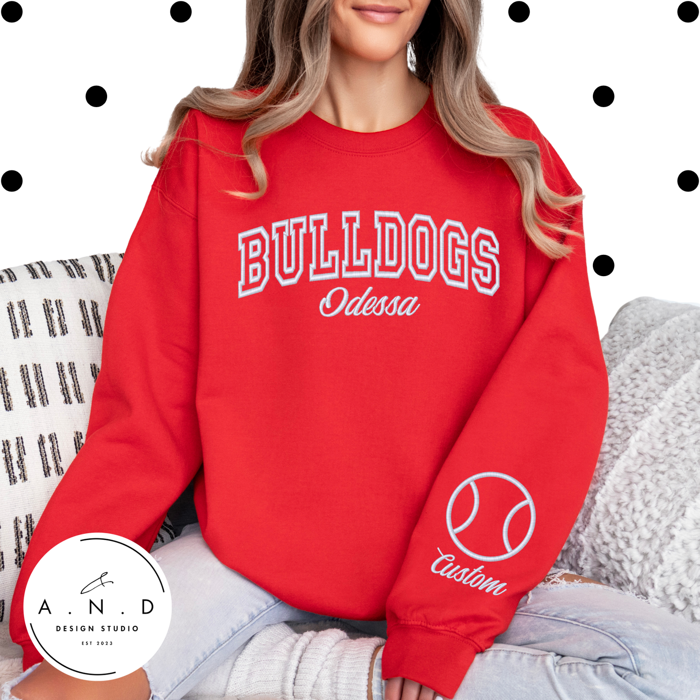 BULLDOGS - Custom Embroidery Sweatshirt