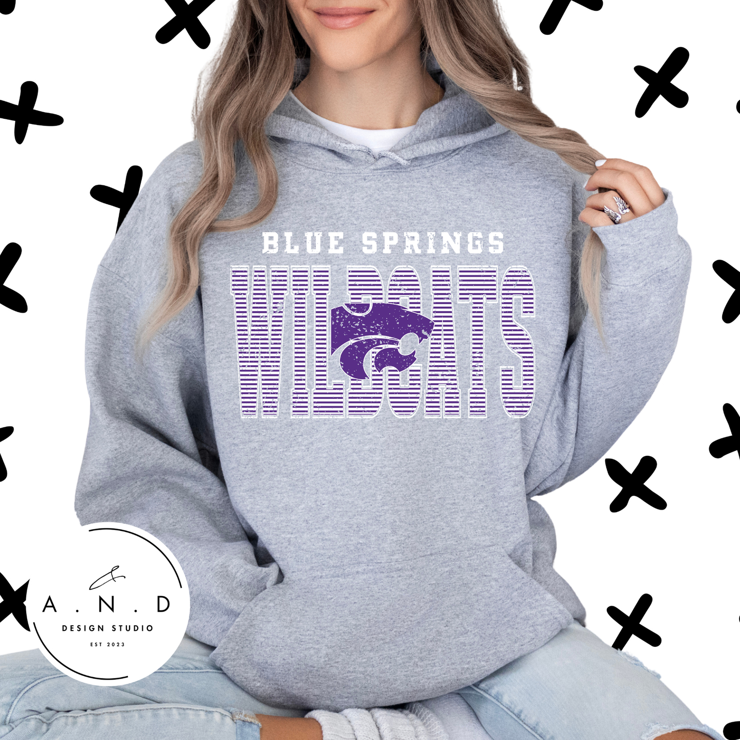 Wildcats Stripe Distressed